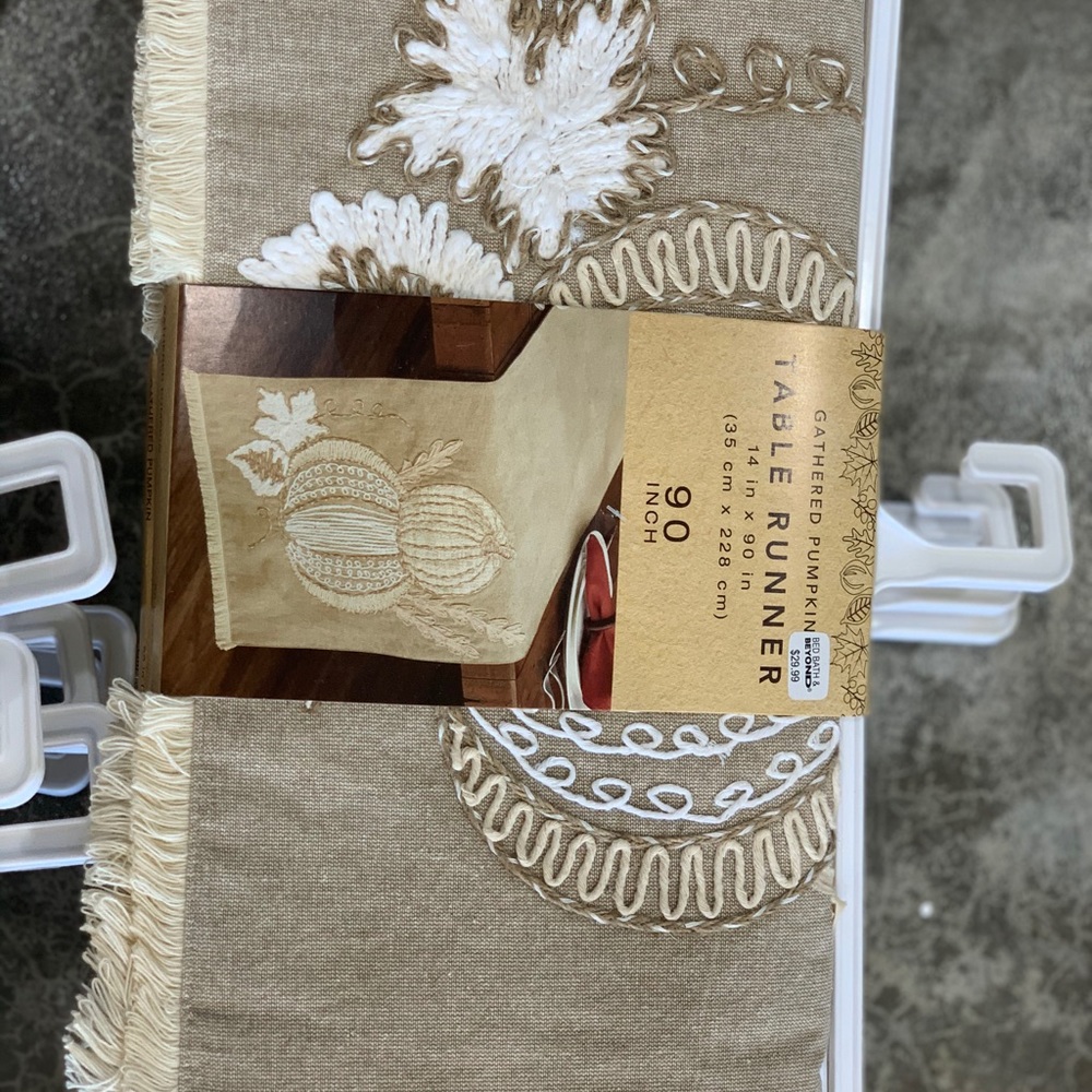 Pumpkin table runner - Picture 7 of 7